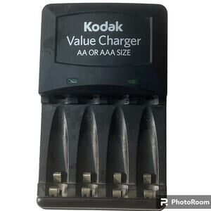 Kodak Value Charger K620 Folding Plug AA or AAA NiMH Rechargeable Only